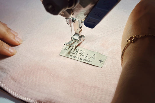 HOW IT'S MADE - The "behind the scenes" of our cushions' manufacture