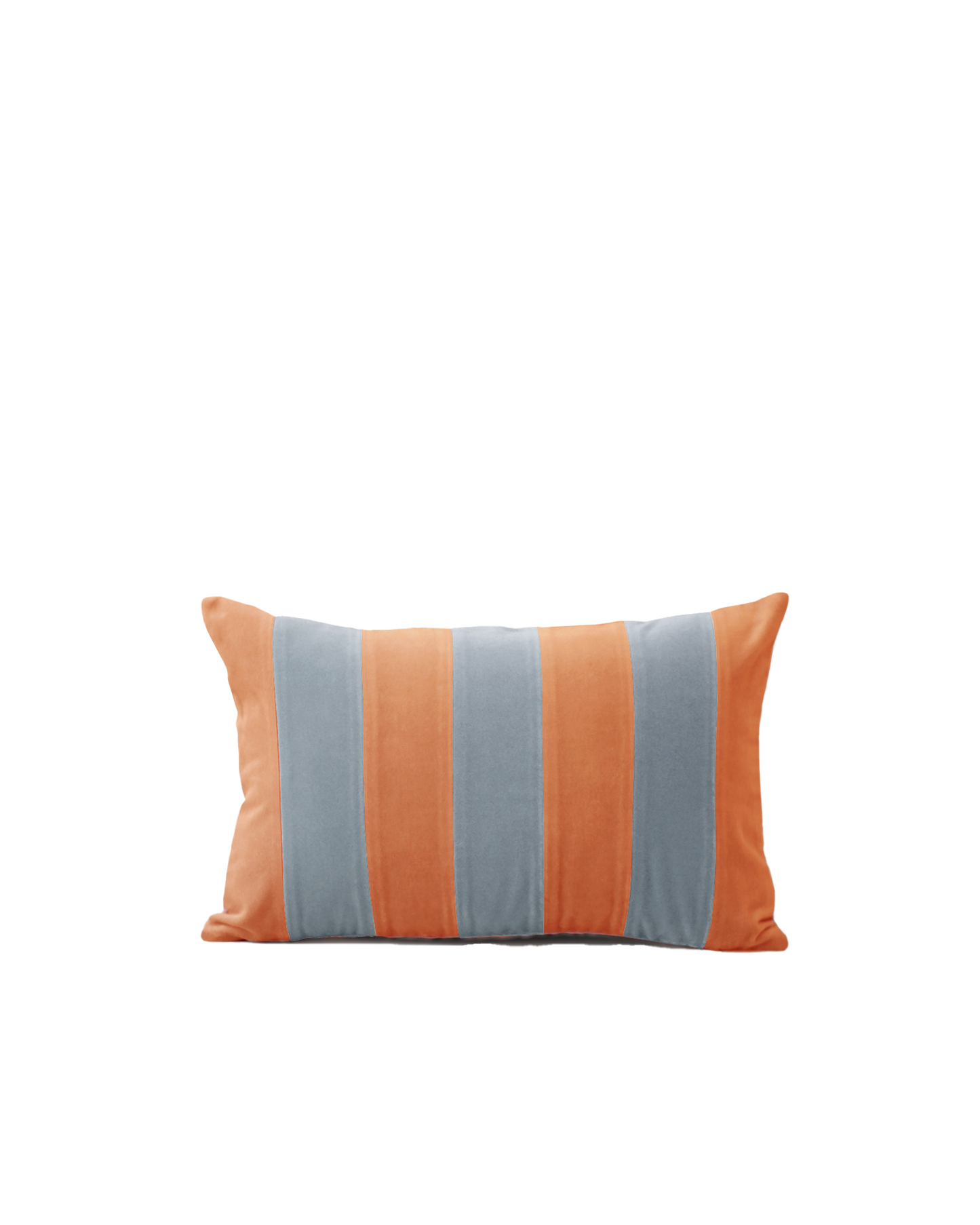 OPALA Home Talismans makes handmade luxury velvet cushions for an exclusive home decor, made in Portugal with premium cotton velvet. Meet Opala custom-made cushions, unique and luxurious home decor accessories.