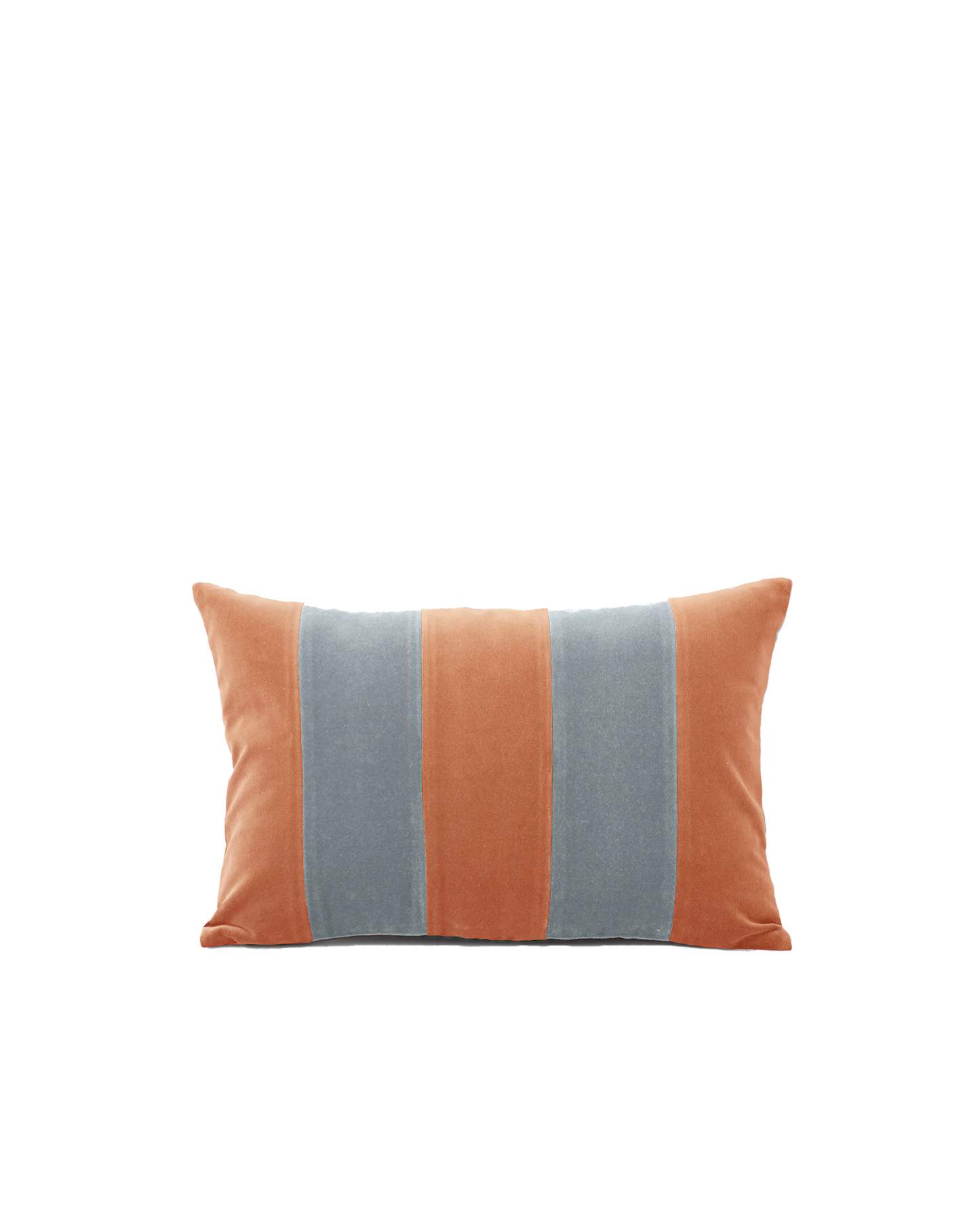 OPALA Home Talismans makes handmade luxury velvet cushions for an exclusive home decor, made in Portugal with premium cotton velvet. Meet Opala custom-made cushions, unique and luxurious home decor accessories.