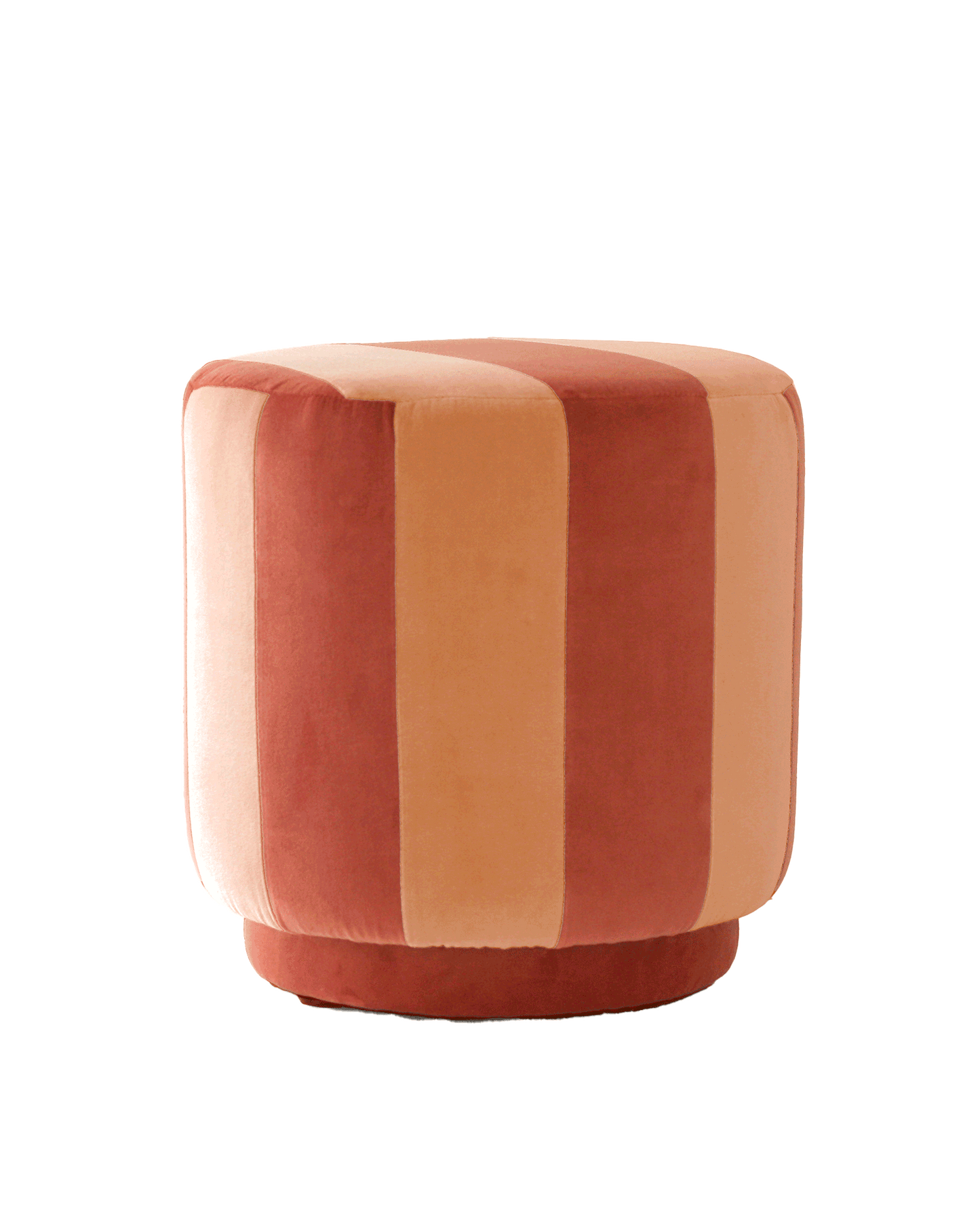OPALA Home Talismans makes handmade luxury velvet cushions, poufes ottomans and stools for an exclusive home decor, made in Portugal with premium cotton velvet. Meet Opala custom-made unique and luxurious home decor accessories.