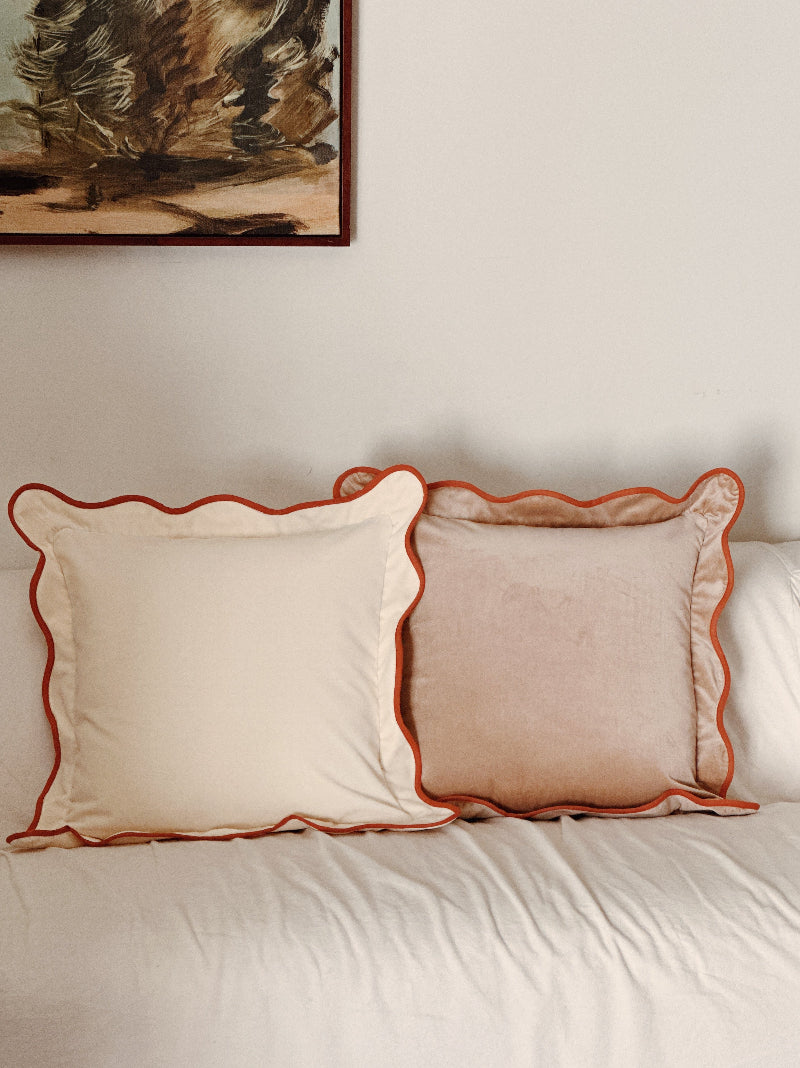 OPALA Home Talismans makes handmade luxury velvet cushions and furniture for an exclusive home decor, made in Portugal with premium cotton velvet. Meet Opala custom-made cushions, unique and luxurious home decor accessories.