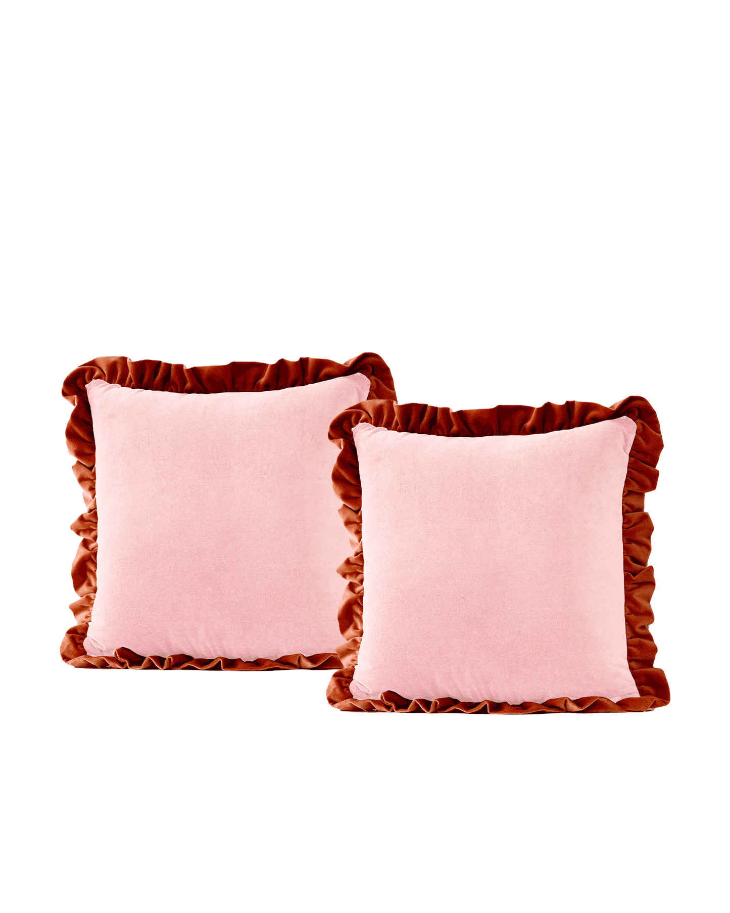 OPALA Home Talismans makes handmade luxury velvet cushions for an exclusive home decor, made in Portugal with premium cotton velvet. Meet Opala custom-made cushions, unique and luxurious home decor accessories.