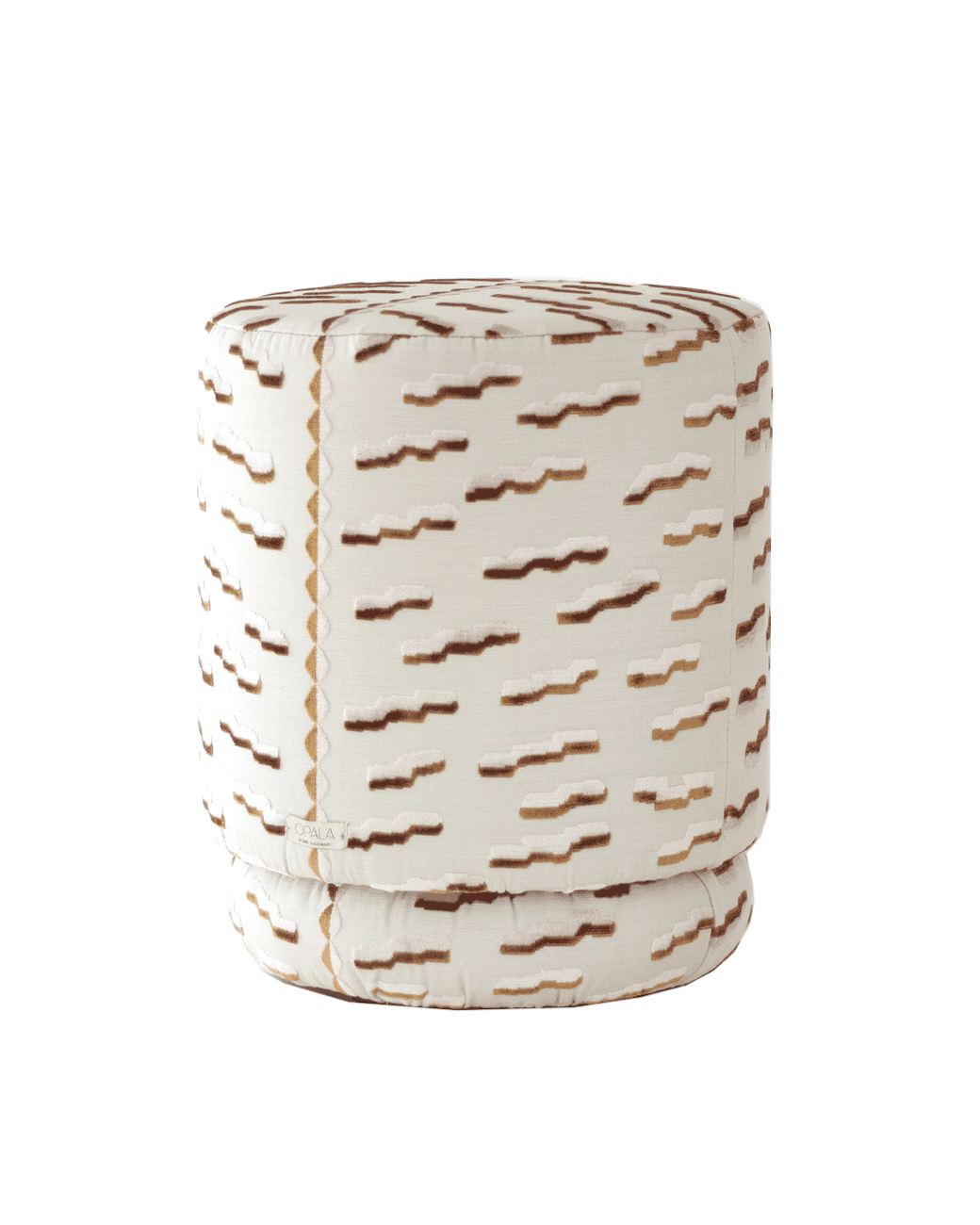 OPALA Home Talismans makes handmade luxury velvet cushions and poufes for an exclusive home decor, made in Portugal with premium cotton velvet. Meet Opala custom-made unique and luxurious home decor accessories.
