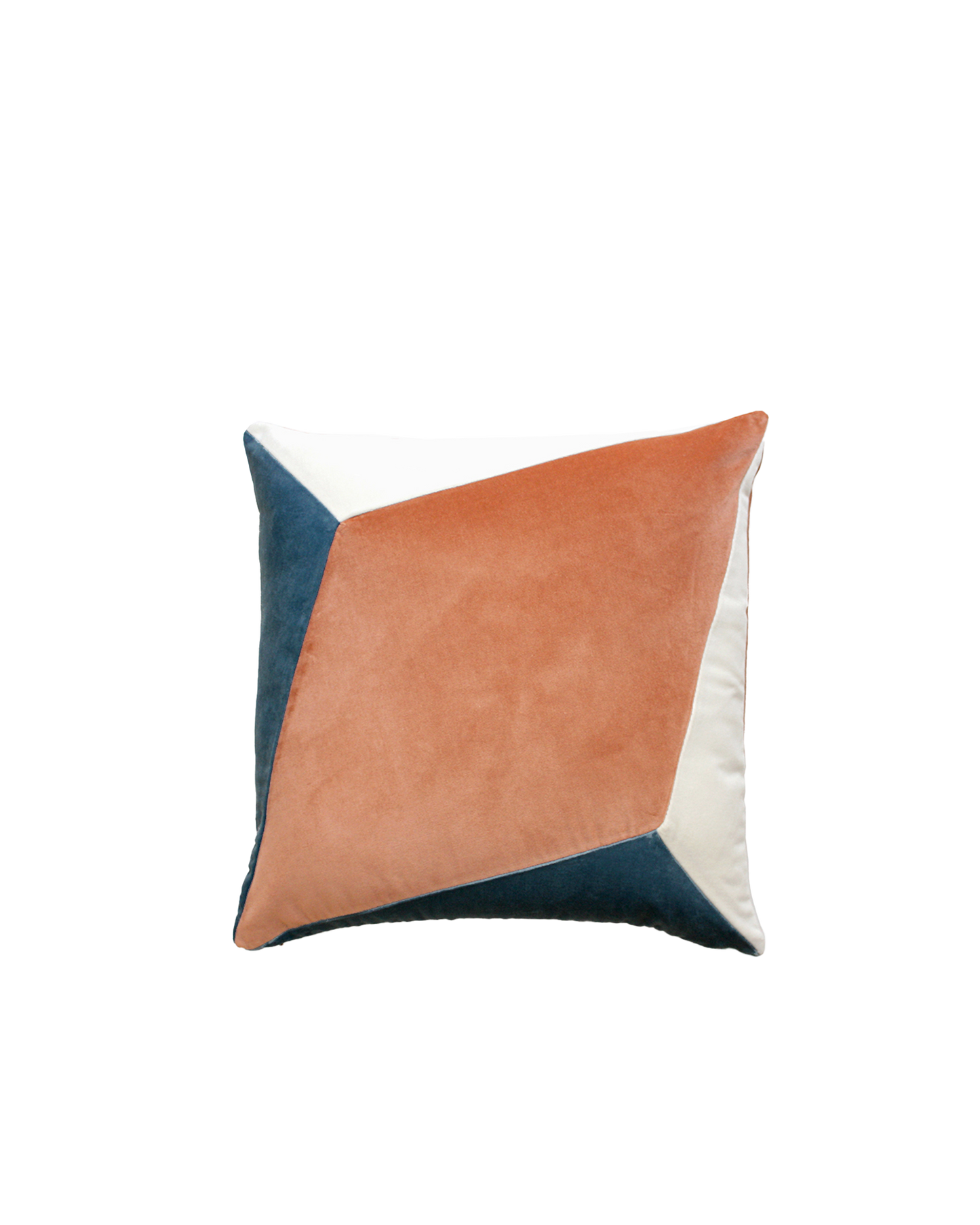 OPALA Home Talismans makes handmade luxury velvet cushions for an exclusive home decor, made in Portugal with premium cotton velvet. Meet Opala custom-made cushions, unique and luxurious home decor accessories.