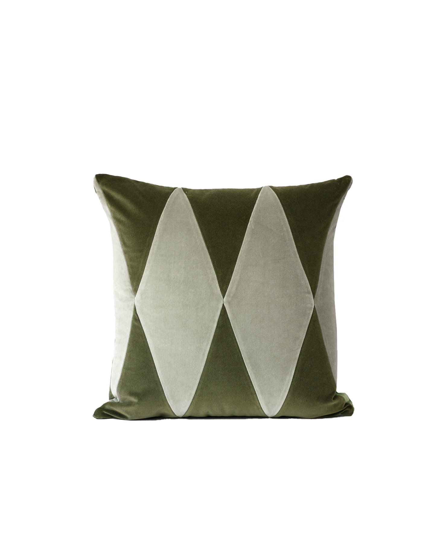 OPALA Home Talismans makes handmade luxury velvet cushions for an exclusive home decor, made in Portugal with premium cotton velvet. Meet Opala custom-made cushions, unique and luxurious home decor accessories.