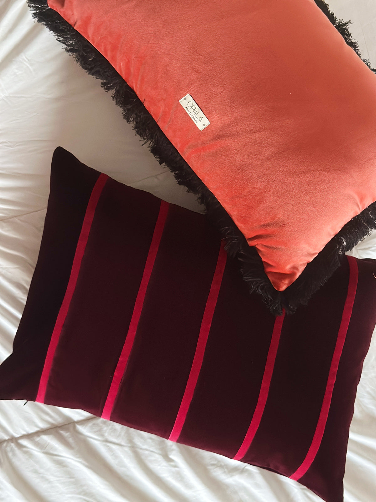 OPALA Home Talismans makes handmade luxury velvet cushions, stools and upholstered furniture for an exclusive home decor, made in Portugal with premium cotton velvet. Meet Opala custom-made cushions, unique and luxurious home decor accessories.