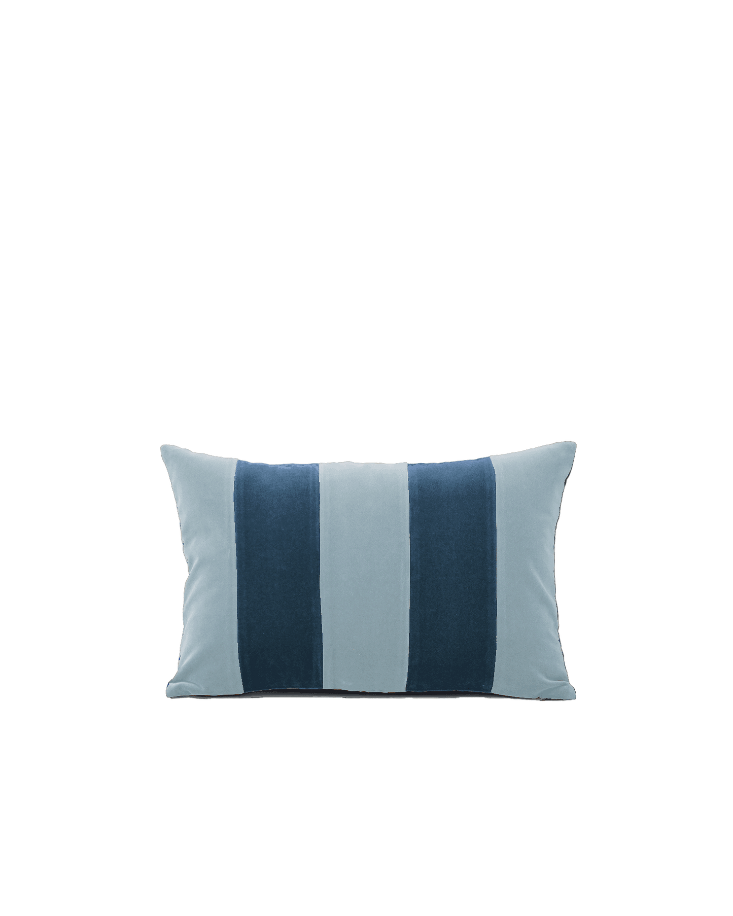 OPALA Home Talismans makes handmade luxury velvet cushions for an exclusive home decor, made in Portugal with premium cotton velvet. Meet Opala custom-made cushions, unique and luxurious home decor accessories.