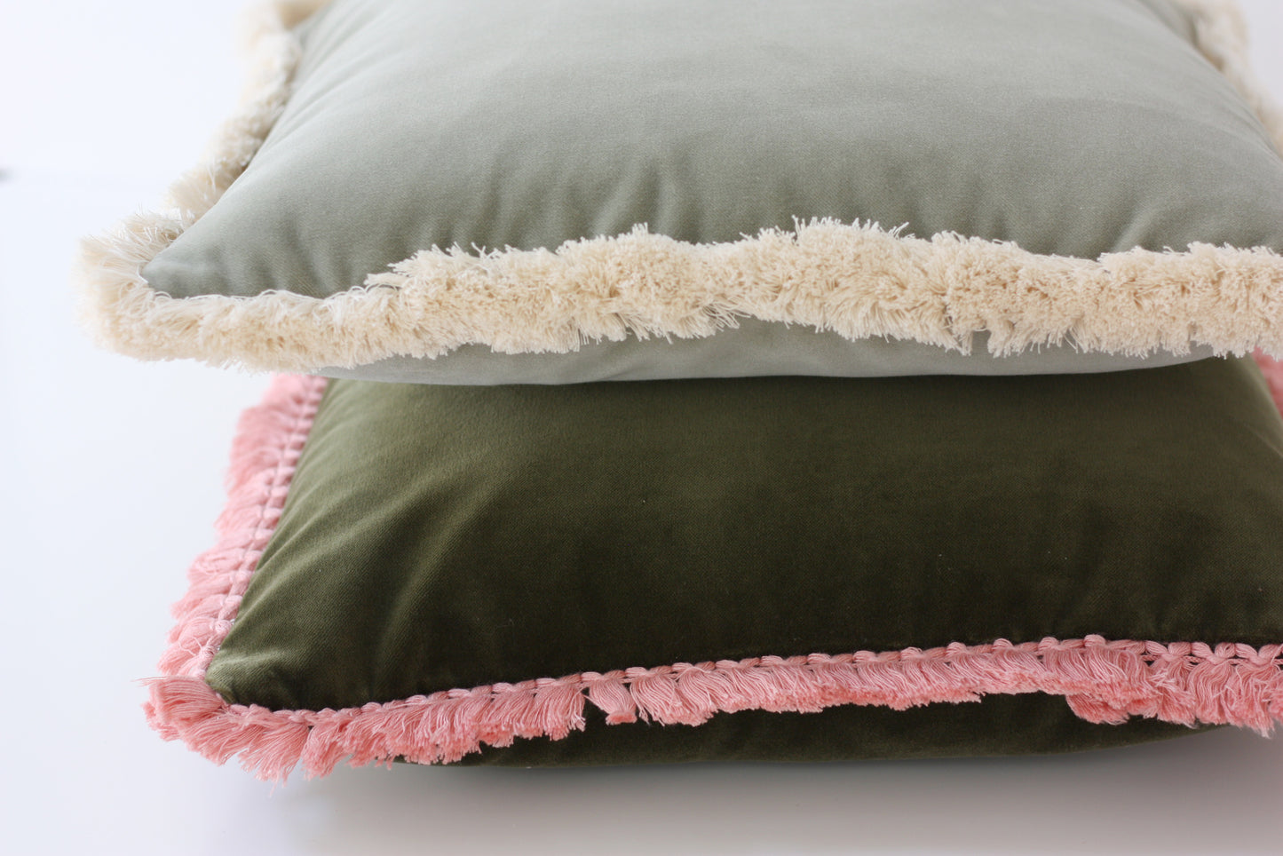 OPALA Home Talismans makes handmade luxury velvet cushions for an exclusive home decor, made in Portugal with premium cotton velvet. Meet Opala custom-made cushions, unique and luxurious home decor accessories.