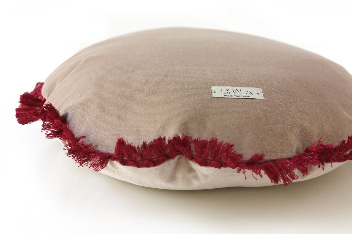OPALA Home Talismans makes handmade luxury velvet cushions for an exclusive home decor, made in Portugal with premium cotton velvet. Meet Opala custom-made cushions, unique and luxurious home decor accessories.