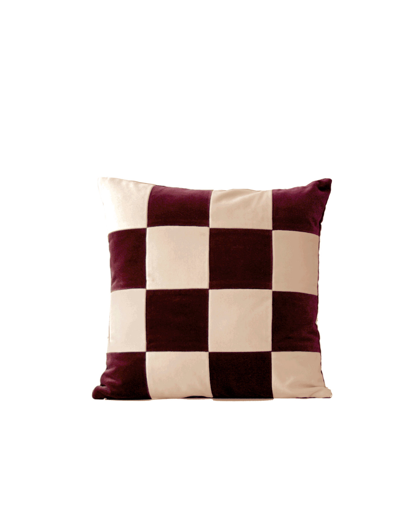 OPALA Home Talismans makes handmade luxury velvet cushions for an exclusive home decor, made in Portugal with premium cotton velvet. Meet Opala custom-made cushions, unique and luxurious home decor accessories.