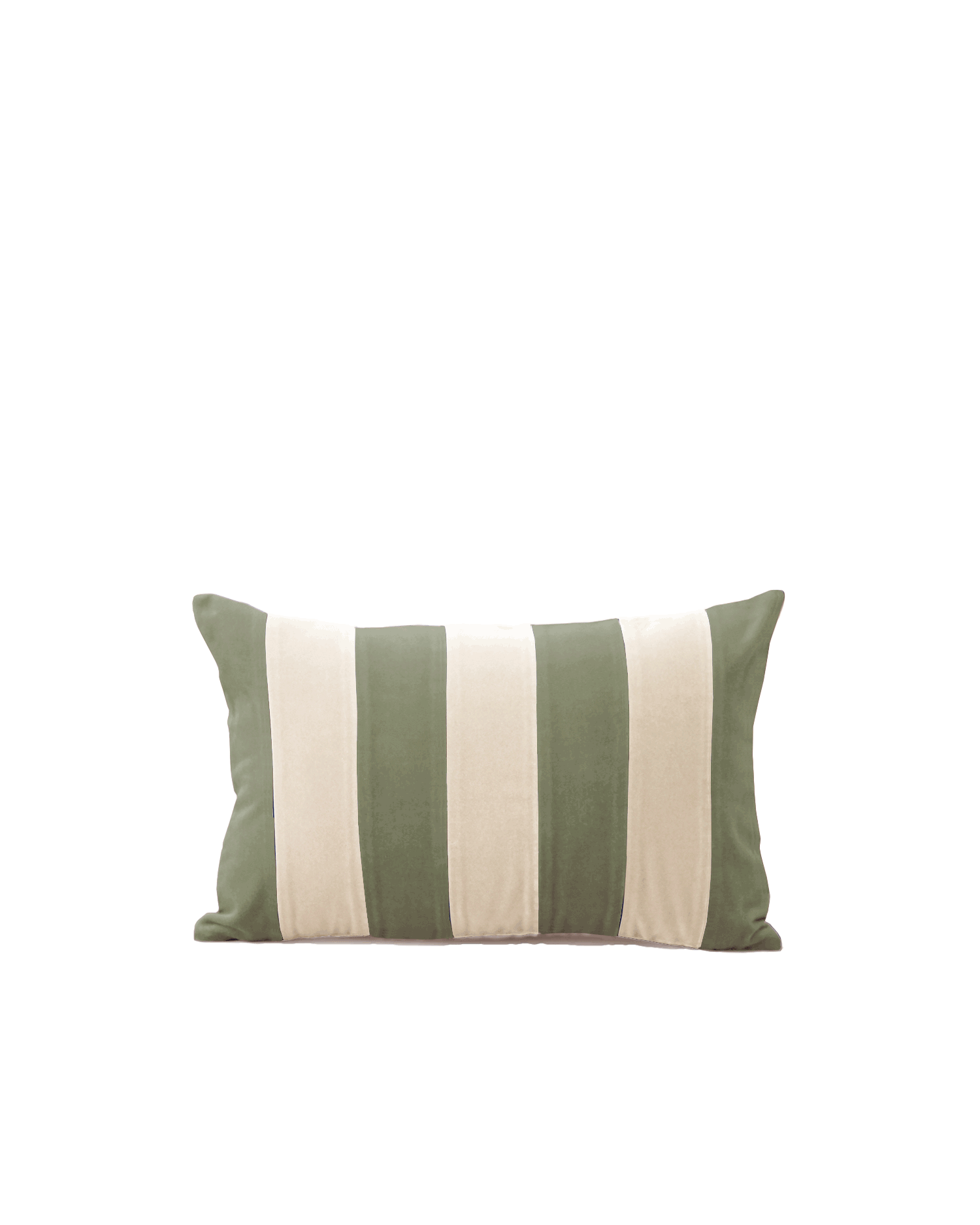 OPALA Home Talismans makes handmade luxury velvet cushions for an exclusive home decor, made in Portugal with premium cotton velvet. Meet Opala custom-made cushions, unique and luxurious home decor accessories.