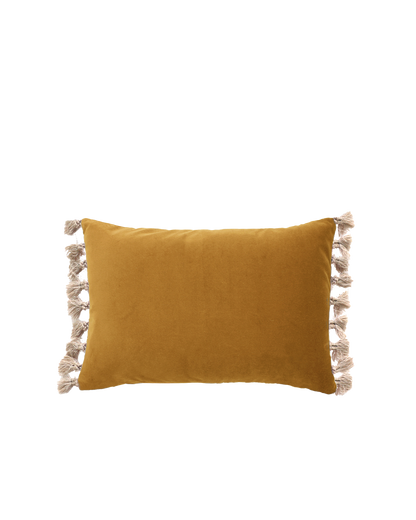 OPALA Home Talismans makes handmade luxury velvet cushions for an exclusive home decor, made in Portugal with premium cotton velvet. Meet Opala custom-made cushions, unique and luxurious home decor accessories.