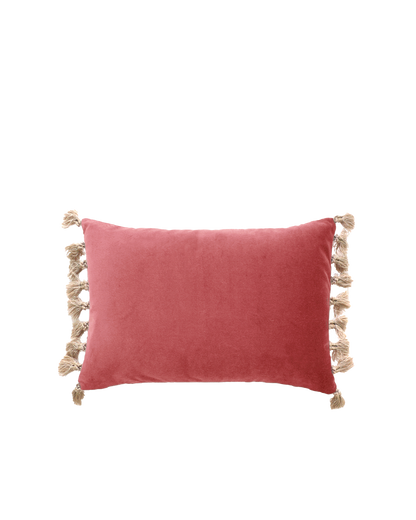 OPALA Home Talismans makes handmade luxury velvet cushions for an exclusive home decor, made in Portugal with premium cotton velvet. Meet Opala custom-made cushions, unique and luxurious home decor accessories.