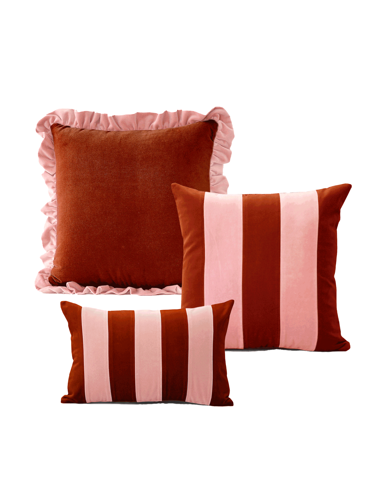 OPALA Home Talismans makes handmade luxury velvet cushions for an exclusive home decor, made in Portugal with premium cotton velvet. Meet Opala custom-made cushions, unique and luxurious home decor accessories.
