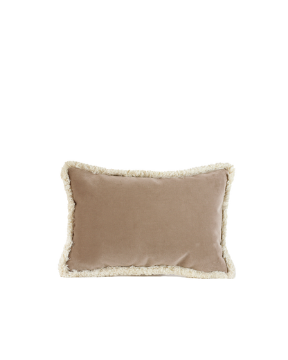OPALA Home Talismans makes handmade luxury velvet cushions for an exclusive home decor, made in Portugal with premium cotton velvet. Meet Opala custom-made cushions, unique and luxurious home decor accessories.