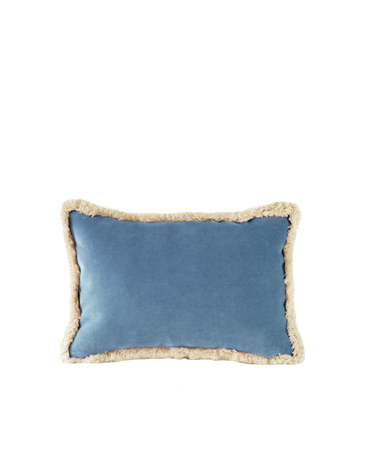 OPALA Home Talismans makes handmade luxury velvet cushions for an exclusive home decor, made in Portugal with premium cotton velvet. Meet Opala custom-made cushions, unique and luxurious home decor accessories.