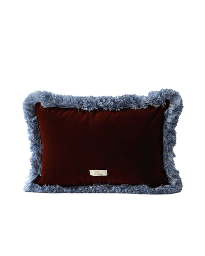 OPALA Home Talismans makes handmade luxury velvet cushions for an exclusive home decor, made in Portugal with premium cotton velvet. Meet Opala custom-made cushions, unique and luxurious home decor accessories.