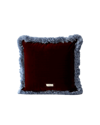 OPALA Home Talismans makes handmade luxury velvet cushions for an exclusive home decor, made in Portugal with premium cotton velvet. Meet Opala custom-made cushions, unique and luxurious home decor accessories.