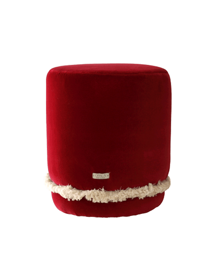 OPALA Home Talismans makes handmade luxury velvet cushions and poufes for an exclusive home decor, made in Portugal with premium cotton velvet. Meet Opala custom-made unique and luxurious home decor accessories.