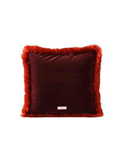 OPALA Home Talismans makes handmade luxury velvet cushions for an exclusive home decor, made in Portugal with premium cotton velvet. Meet Opala custom-made cushions, unique and luxurious home decor accessories.