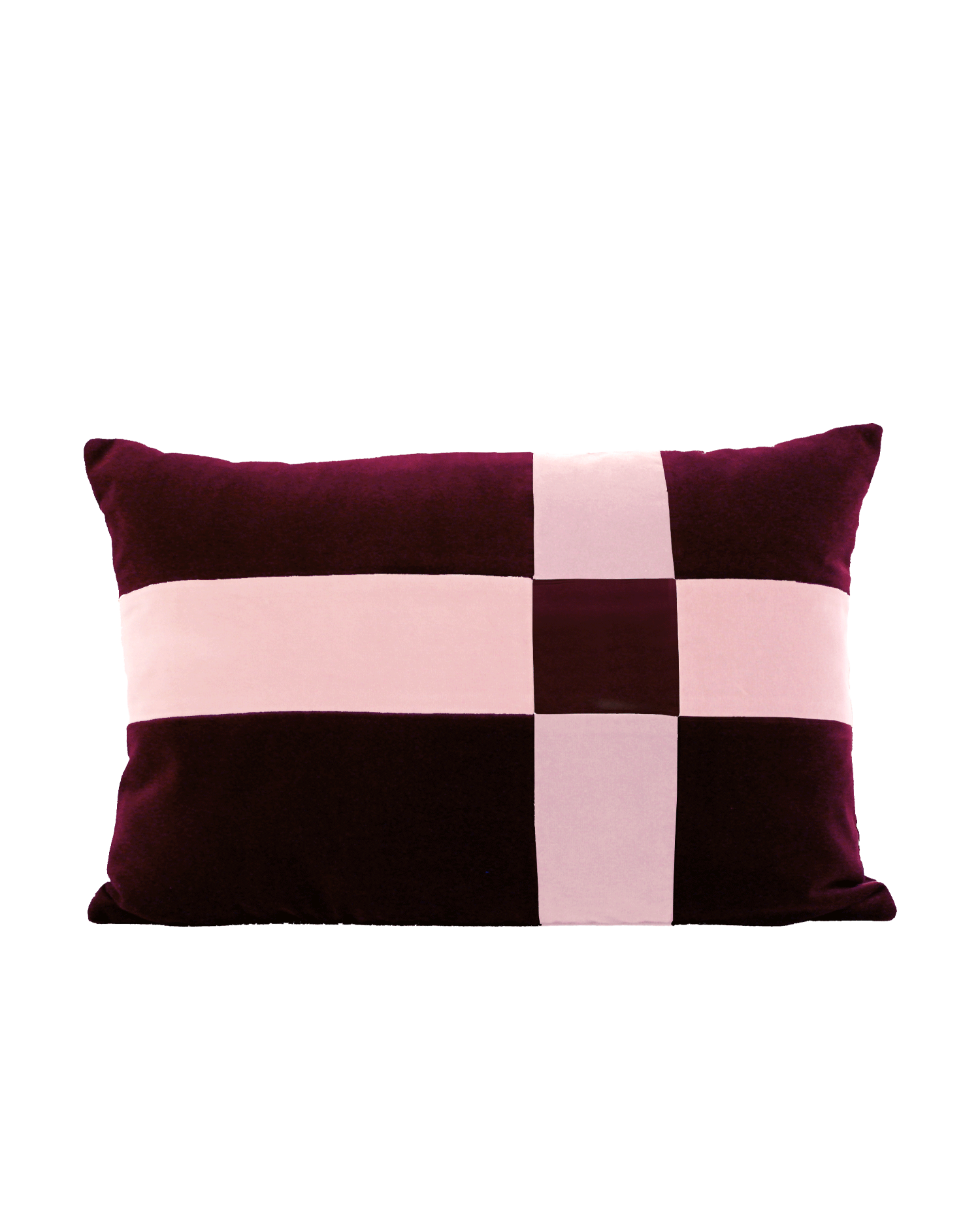 OPALA Home Talismans makes handmade luxury velvet cushions for an exclusive home decor, made in Portugal with premium cotton velvet. Meet Opala custom-made cushions, unique and luxurious home decor accessories.