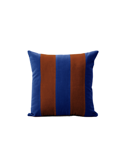 OPALA Home Talismans makes handmade luxury velvet cushions for an exclusive home decor, made in Portugal with premium cotton velvet. Meet Opala custom-made cushions, unique and luxurious home decor accessories.