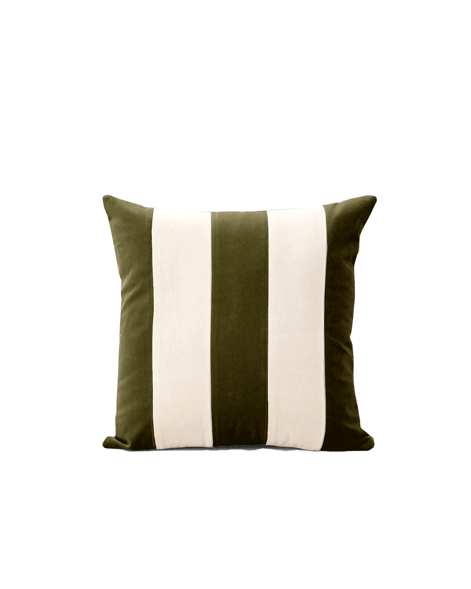 OPALA Home Talismans makes handmade luxury velvet cushions for an exclusive home decor, made in Portugal with premium cotton velvet. Meet Opala custom-made cushions, unique and luxurious home decor accessories.