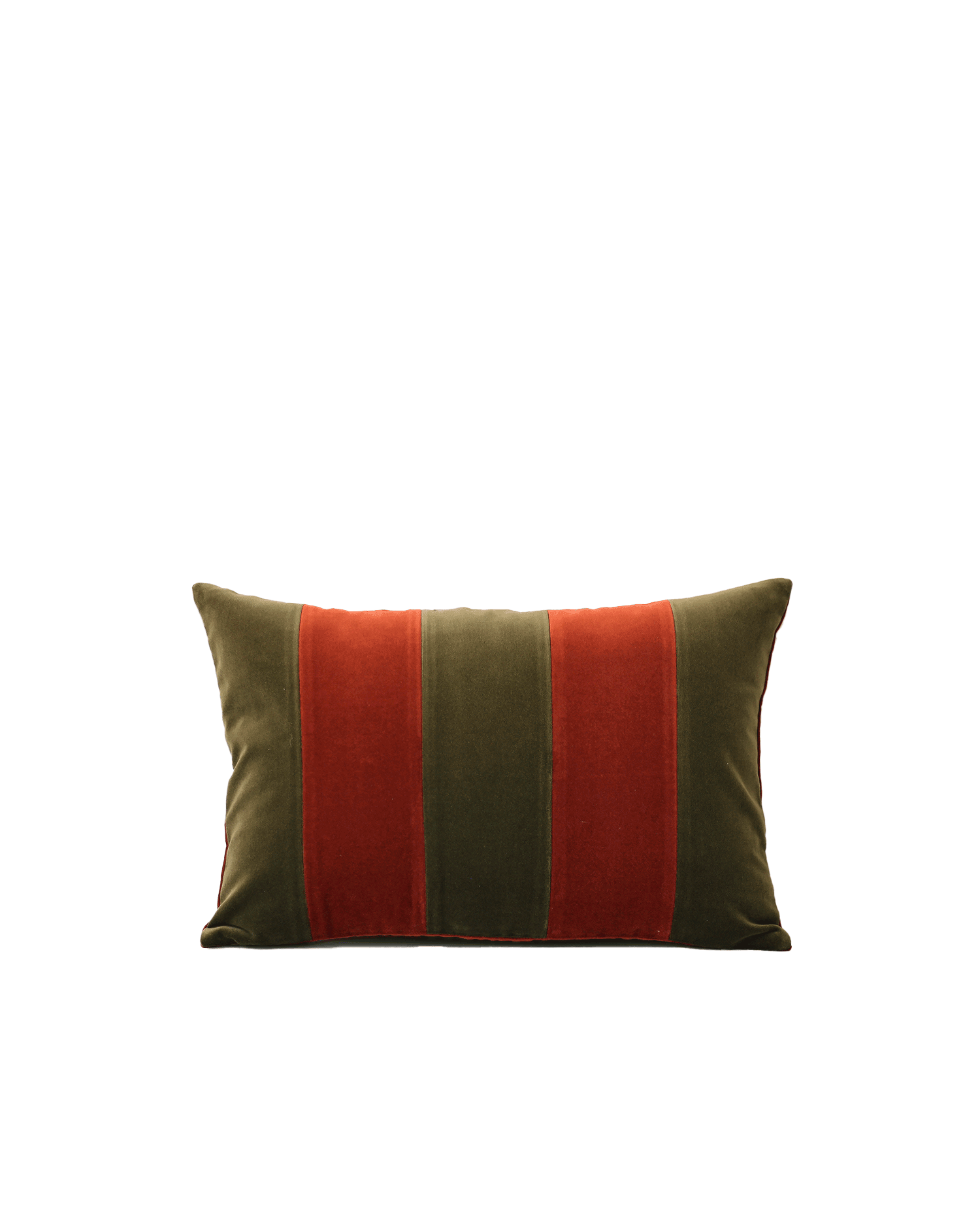 OPALA Home Talismans makes handmade luxury velvet cushions for an exclusive home decor, made in Portugal with premium cotton velvet. Meet Opala custom-made cushions, unique and luxurious home decor accessories.