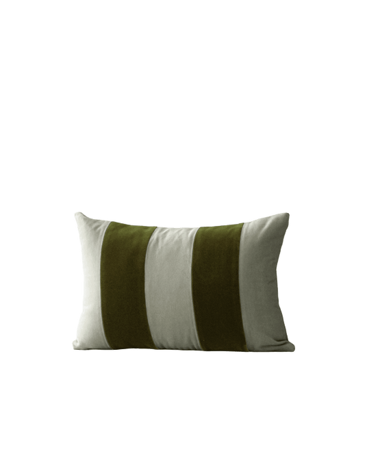 OPALA Home Talismans makes handmade luxury velvet cushions for an exclusive home decor, made in Portugal with premium cotton velvet. Meet Opala custom-made cushions, unique and luxurious home decor accessories.