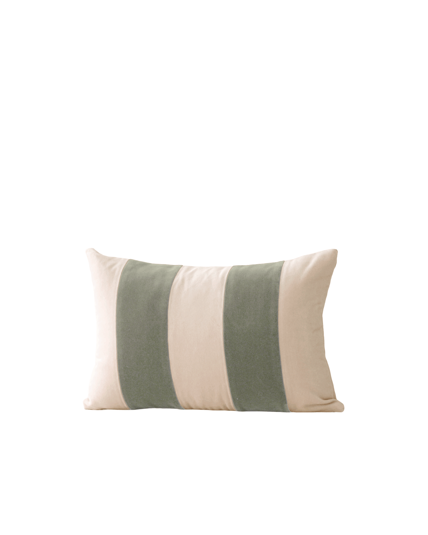 OPALA Home Talismans makes handmade luxury velvet cushions for an exclusive home decor, made in Portugal with premium cotton velvet. Meet Opala custom-made cushions, unique and luxurious home decor accessories.