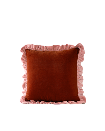 OPALA Home Talismans makes handmade luxury velvet cushions for an exclusive home decor, made in Portugal with premium cotton velvet. Meet Opala custom-made cushions, unique and luxurious home decor accessories.