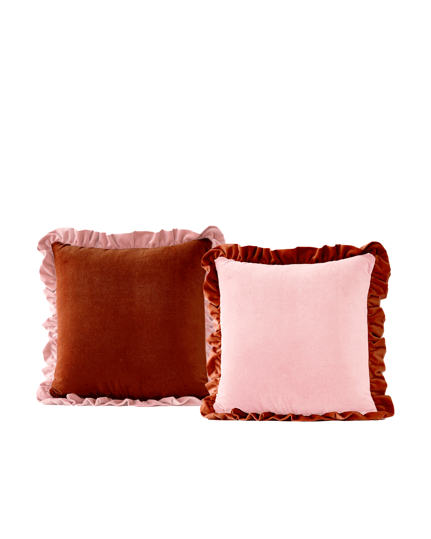 OPALA Home Talismans makes handmade luxury velvet cushions for an exclusive home decor, made in Portugal with premium cotton velvet. Meet Opala custom-made cushions, unique and luxurious home decor accessories.