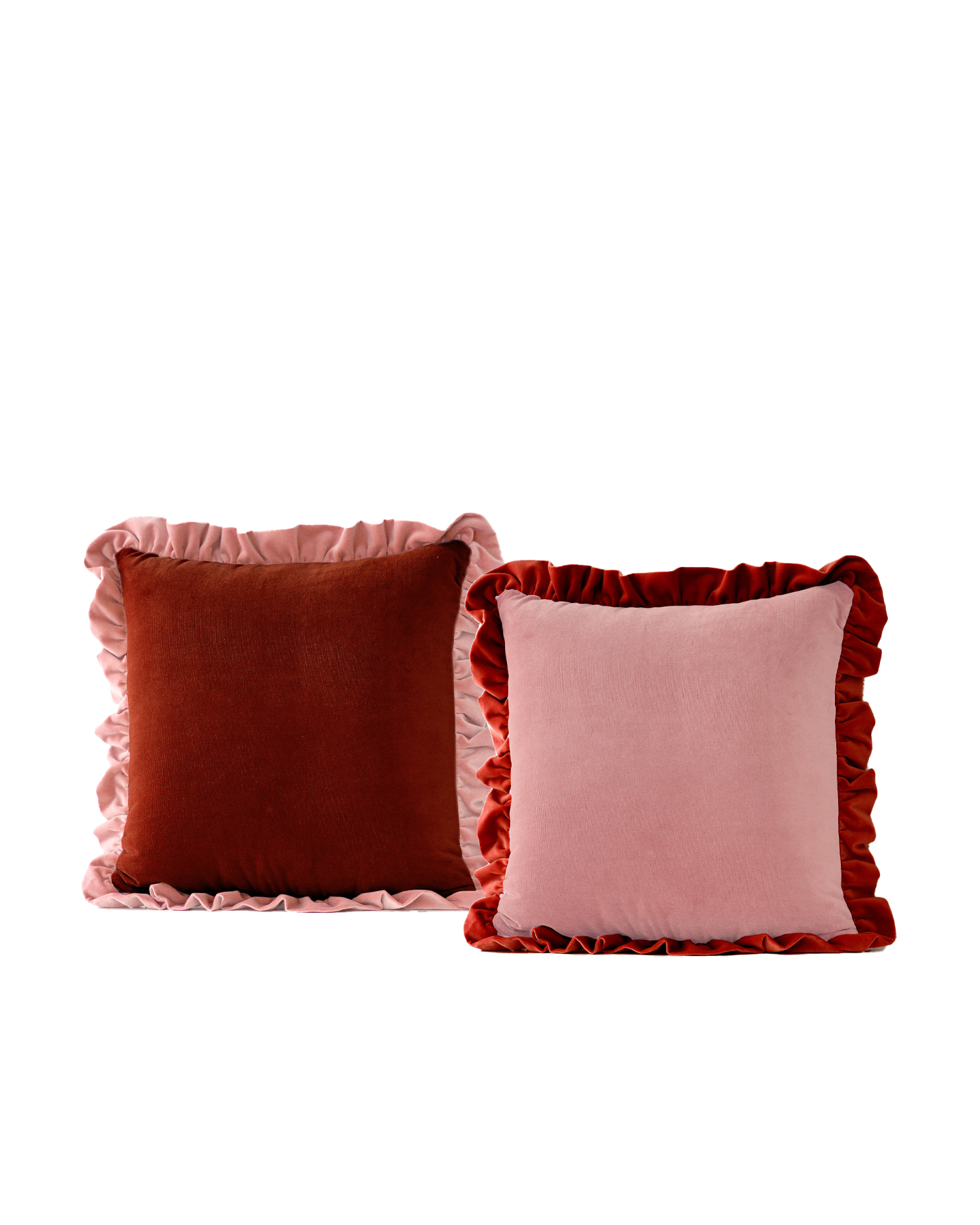 OPALA Home Talismans makes handmade luxury velvet cushions for an exclusive home decor, made in Portugal with premium cotton velvet. Meet Opala custom-made cushions, unique and luxurious home decor accessories.