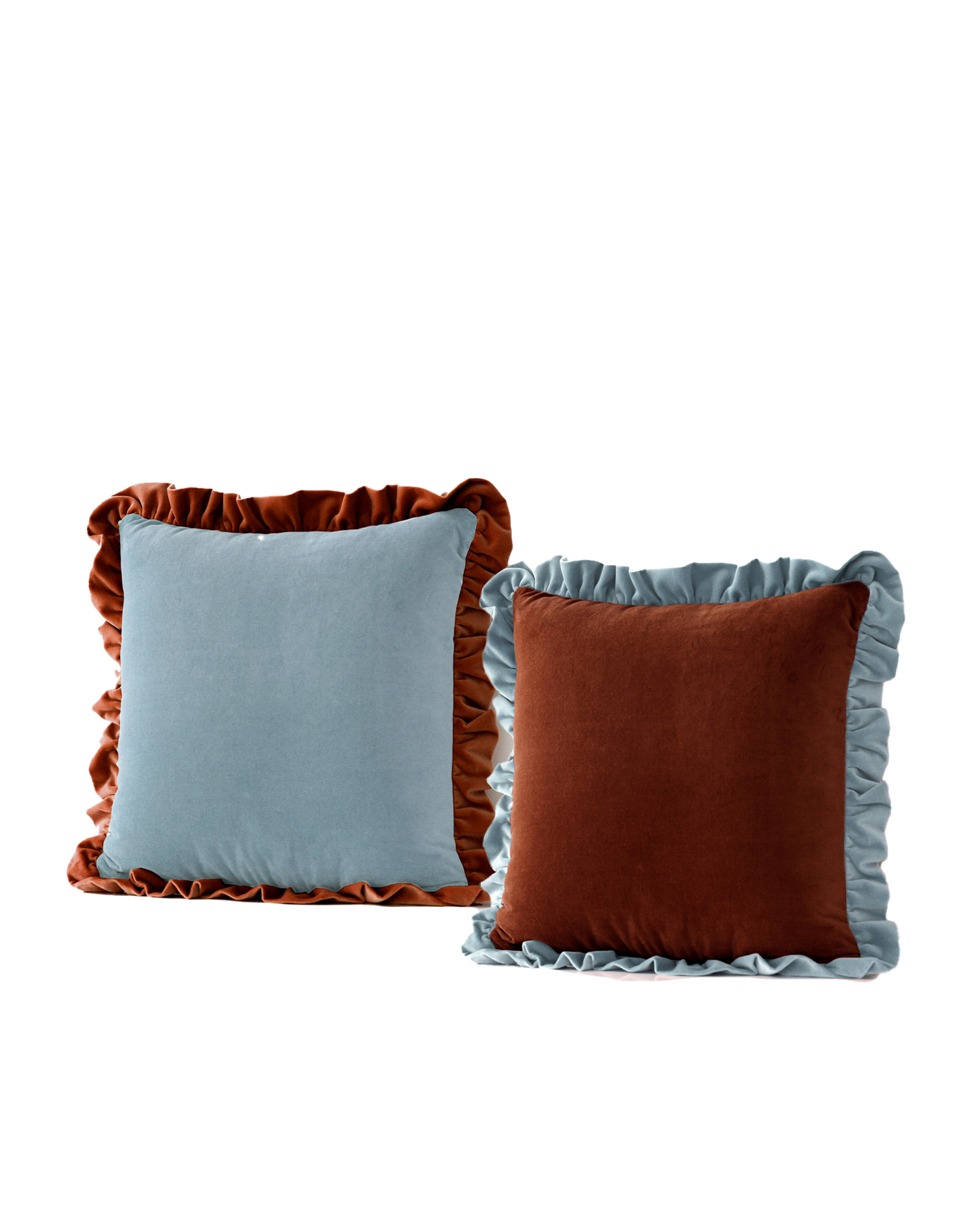 OPALA Home Talismans makes handmade luxury velvet cushions for an exclusive home decor, made in Portugal with premium cotton velvet. Meet Opala custom-made cushions, unique and luxurious home decor accessories.