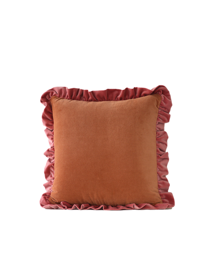 OPALA Home Talismans makes handmade luxury velvet cushions for an exclusive home decor, made in Portugal with premium cotton velvet. Meet Opala custom-made cushions, unique and luxurious home decor accessories.