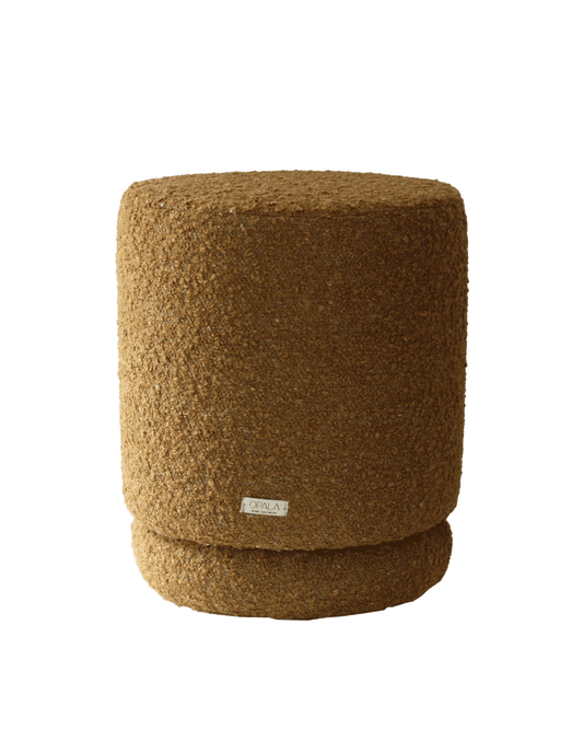 OPALA Home Talismans makes handmade luxury velvet cushions and poufes for an exclusive home decor, made in Portugal with premium cotton velvet. Meet Opala custom-made unique and luxurious home decor accessories.