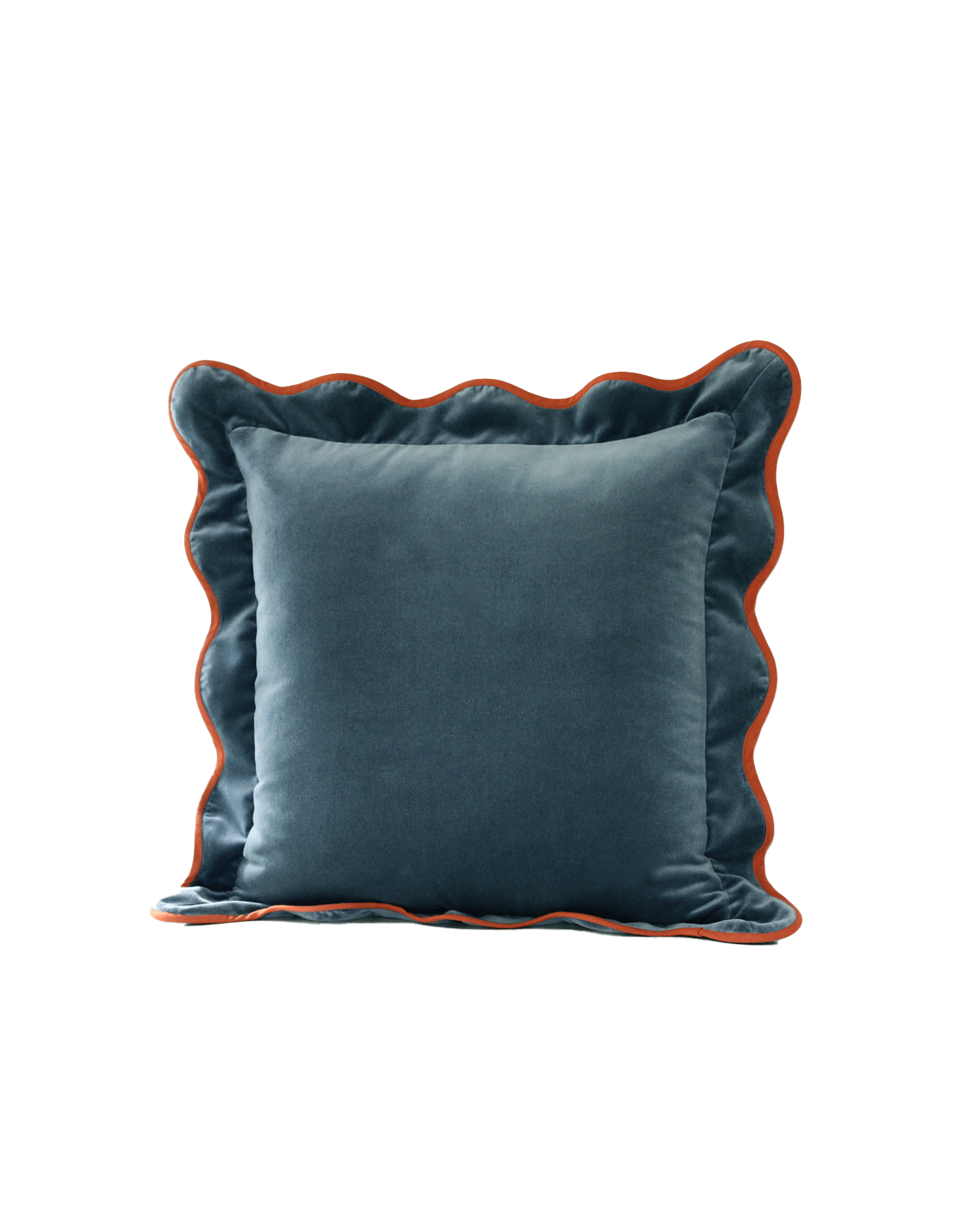 OPALA Home Talismans makes handmade luxury velvet cushions and furniture for an exclusive home decor, made in Portugal with premium cotton velvet. Meet Opala custom-made cushions, unique and luxurious home decor accessories.