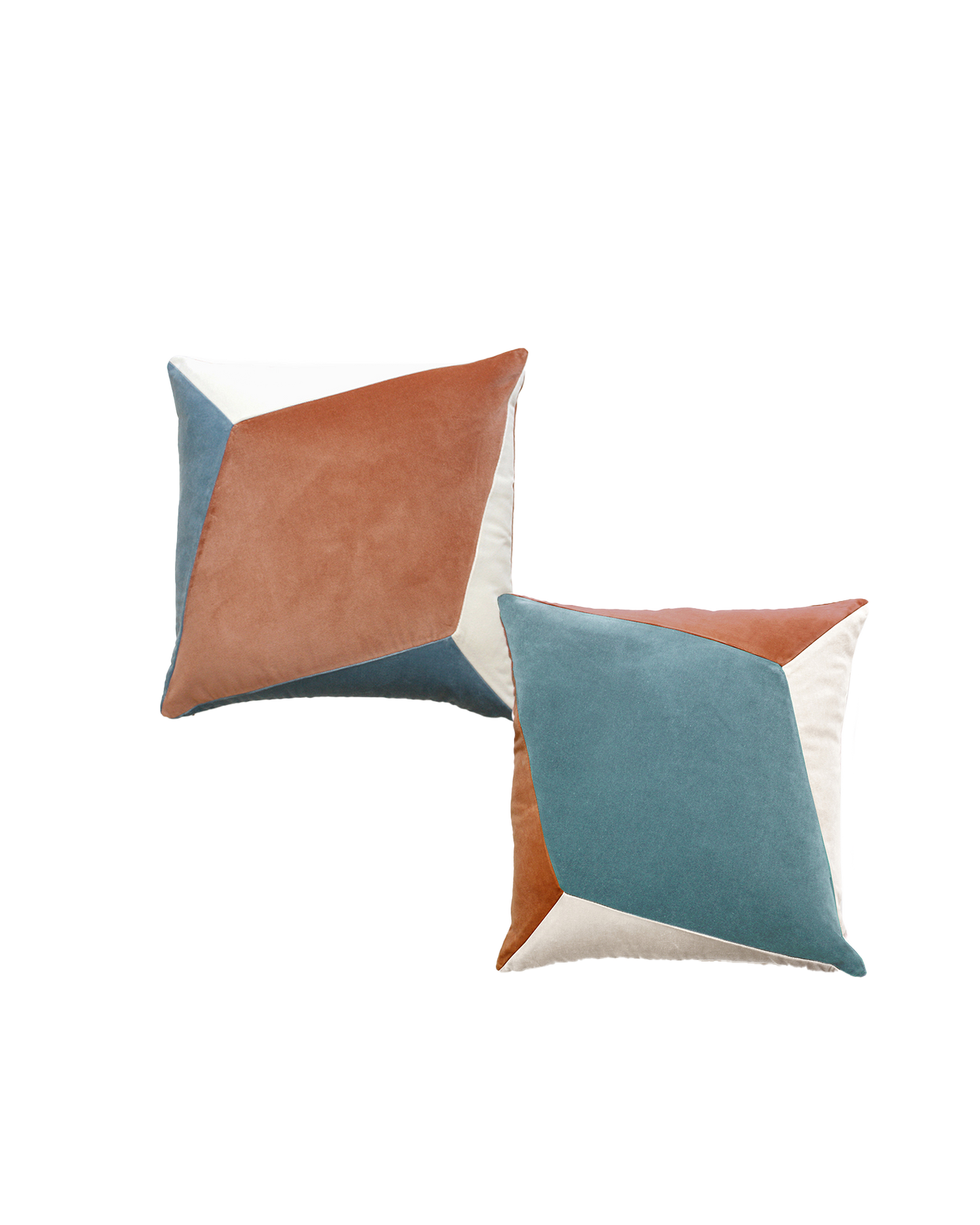 OPALA Home Talismans makes handmade luxury velvet cushions for an exclusive home decor, made in Portugal with premium cotton velvet. Meet Opala custom-made cushions, unique and luxurious home decor accessories.