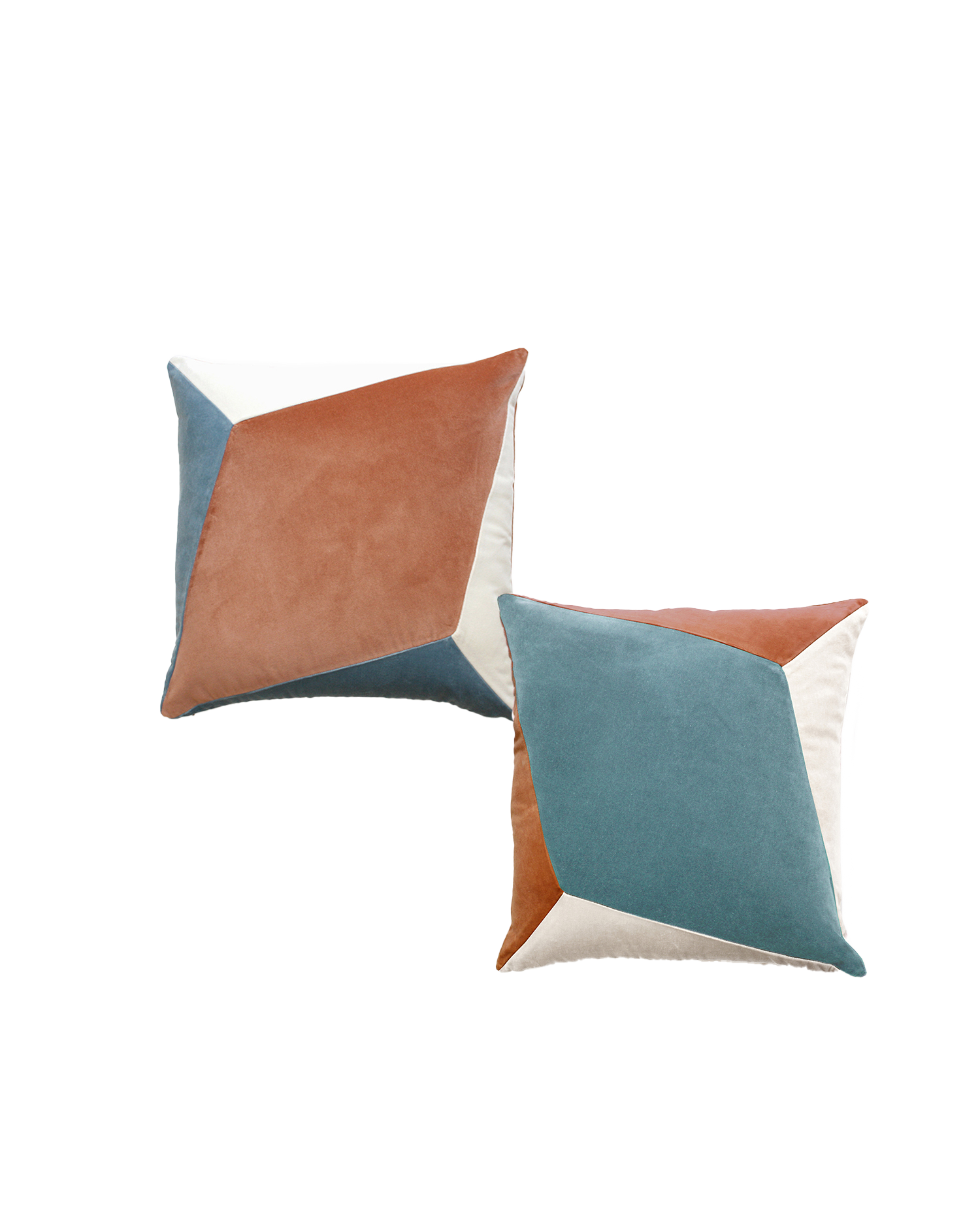 OPALA Home Talismans makes handmade luxury velvet cushions for an exclusive home decor, made in Portugal with premium cotton velvet. Meet Opala custom-made cushions, unique and luxurious home decor accessories.