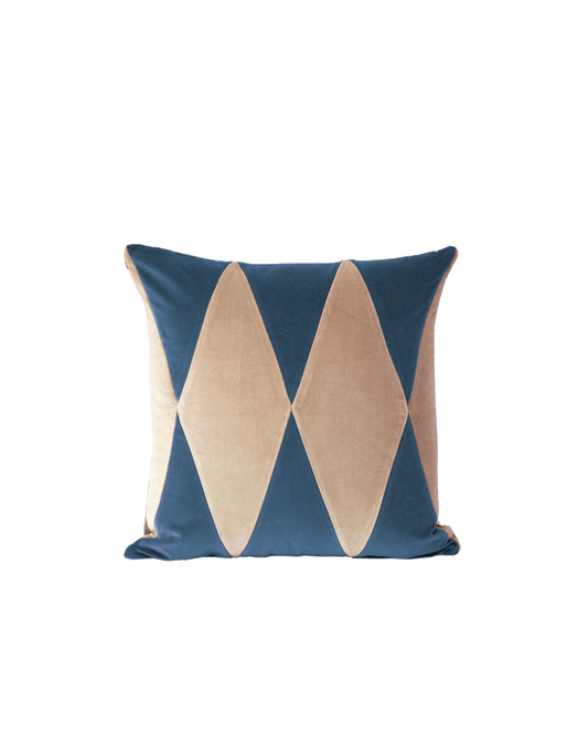 OPALA Home Talismans makes handmade luxury velvet cushions for an exclusive home decor, made in Portugal with premium cotton velvet. Meet Opala custom-made cushions, unique and luxurious home decor accessories.