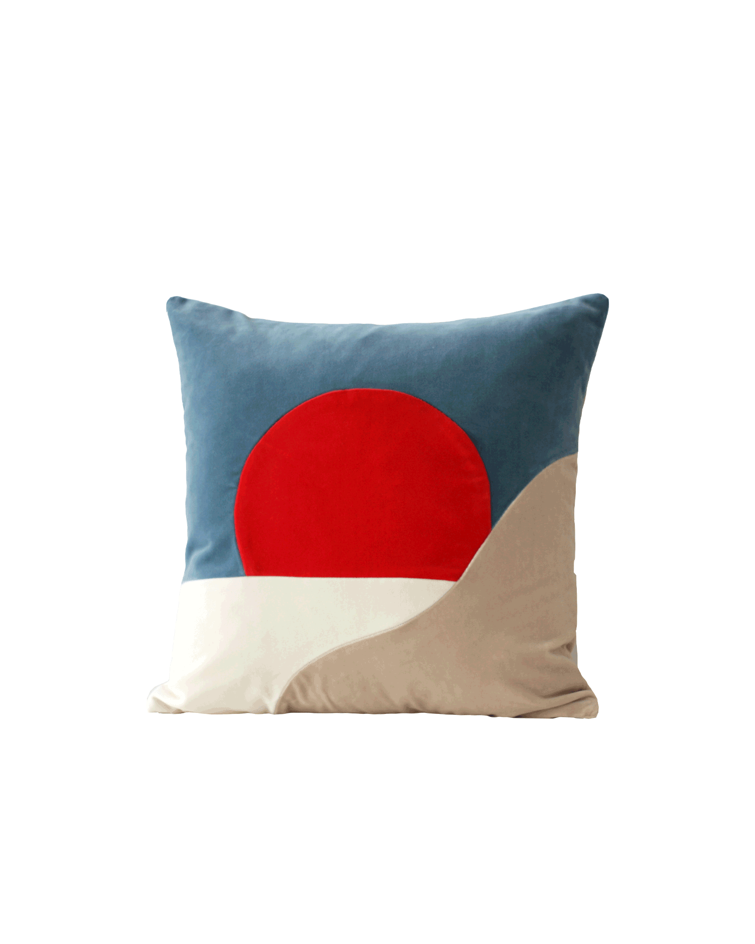 OPALA Home Talismans makes handmade luxury velvet cushions for an exclusive home decor, made in Portugal with premium cotton velvet. Meet Opala custom-made cushions, unique and luxurious home decor accessories.