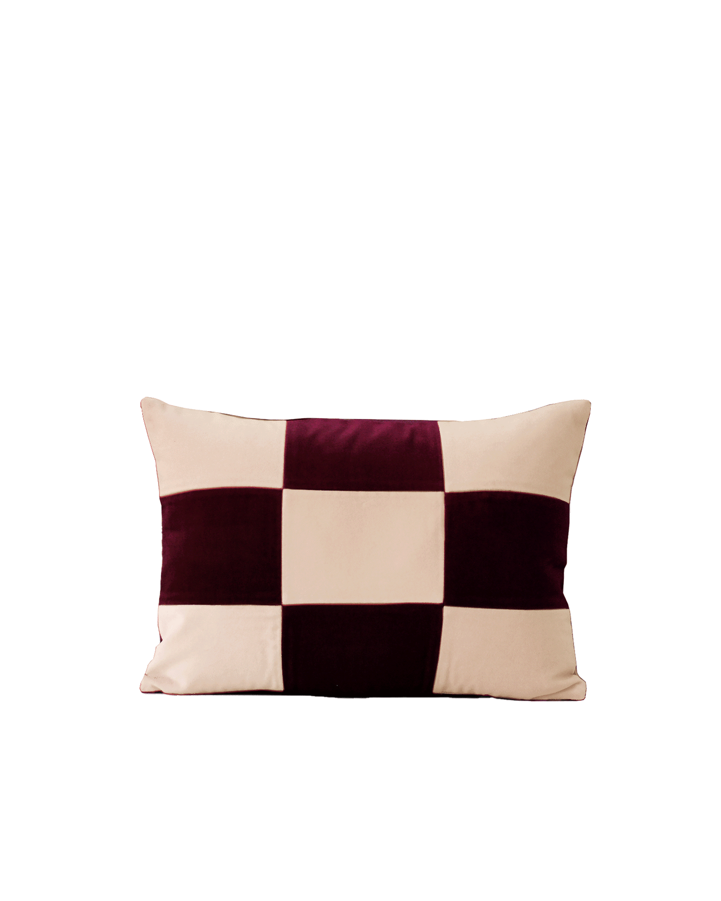 OPALA Home Talismans makes handmade luxury velvet cushions for an exclusive home decor, made in Portugal with premium cotton velvet. Meet Opala custom-made cushions, unique and luxurious home decor accessories.