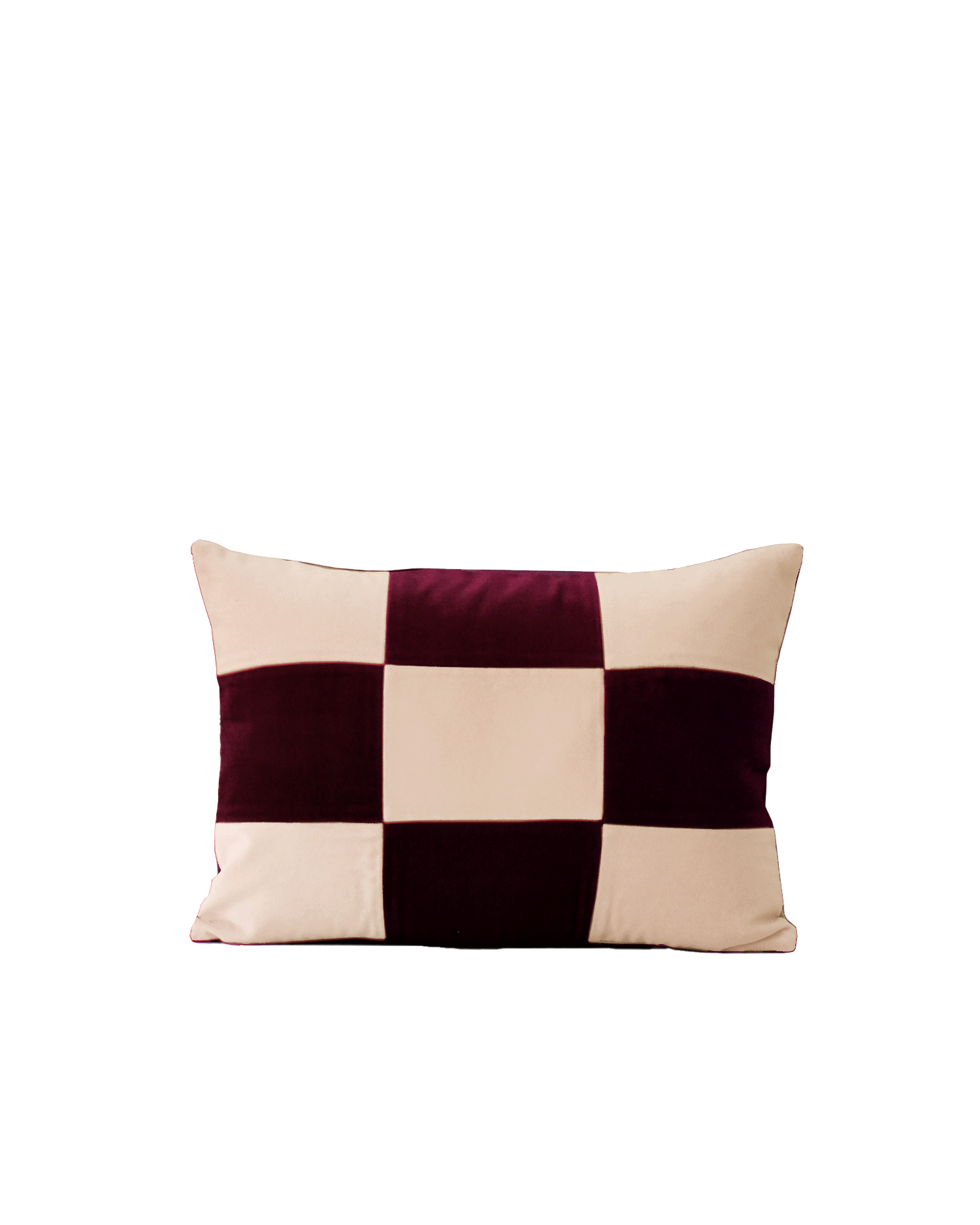 OPALA Home Talismans makes handmade luxury velvet cushions for an exclusive home decor, made in Portugal with premium cotton velvet. Meet Opala custom-made cushions, unique and luxurious home decor accessories.