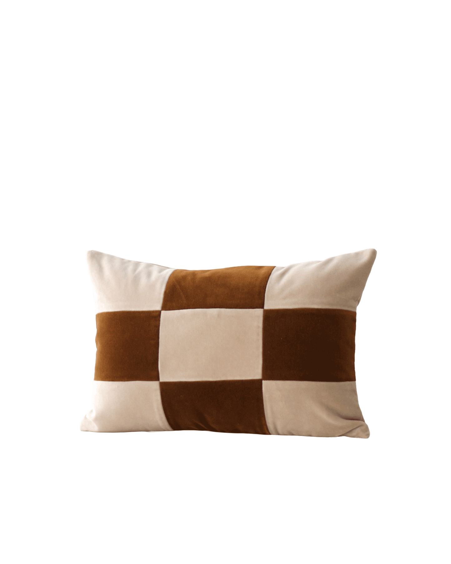 OPALA Home Talismans makes handmade luxury velvet cushions for an exclusive home decor, made in Portugal with premium cotton velvet. Meet Opala custom-made cushions, unique and luxurious home decor accessories.