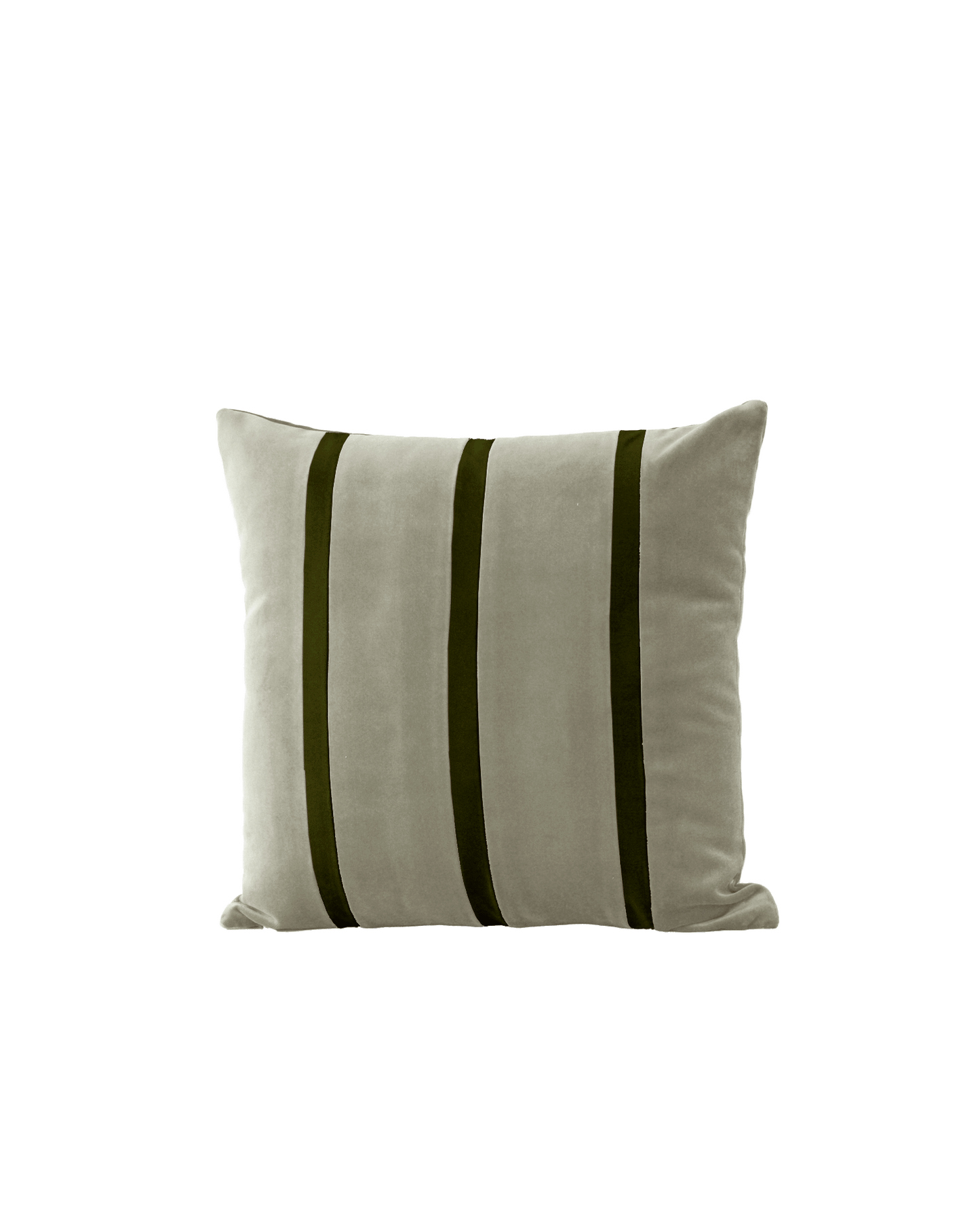 OPALA Home Talismans makes handmade luxury velvet cushions for an exclusive home decor, made in Portugal with premium cotton velvet. Meet Opala custom-made cushions, unique and luxurious home decor accessories.