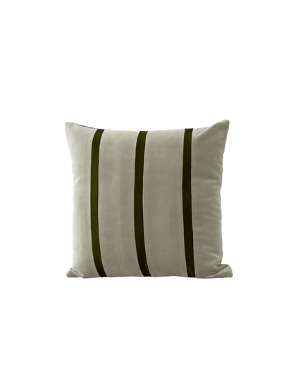 OPALA Home Talismans makes handmade luxury velvet cushions for an exclusive home decor, made in Portugal with premium cotton velvet. Meet Opala custom-made cushions, unique and luxurious home decor accessories.