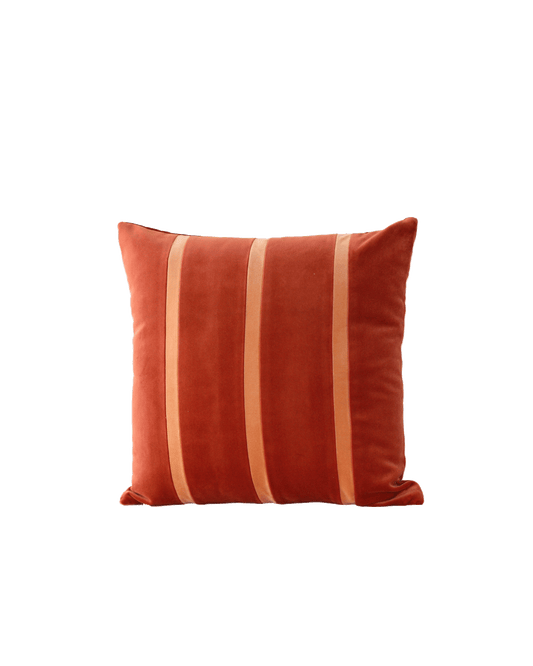 OPALA Home Talismans makes handmade luxury velvet cushions for an exclusive home decor, made in Portugal with premium cotton velvet. Meet Opala custom-made cushions, unique and luxurious home decor accessories.