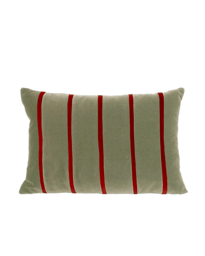 OPALA Home Talismans makes handmade luxury velvet cushions, stools and upholstered furniture for an exclusive home decor, made in Portugal with premium cotton velvet. Meet Opala custom-made cushions, unique and luxurious home decor accessories.