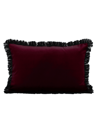 OPALA Home Talismans makes handmade luxury velvet cushions, stools and upholstered furniture for an exclusive home decor, made in Portugal with premium cotton velvet. Meet Opala custom-made cushions, unique and luxurious home decor accessories.