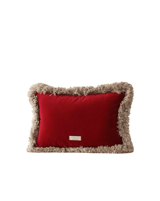 OPALA Home Talismans makes handmade luxury velvet cushions for an exclusive home decor, made in Portugal with premium cotton velvet. Meet Opala custom-made cushions, unique and luxurious home decor accessories.